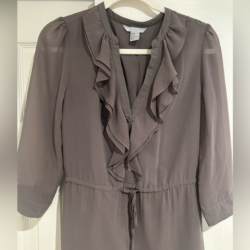 Elegant Gray mauve Ruffle Dress h&m size small - Picture 2 of 5